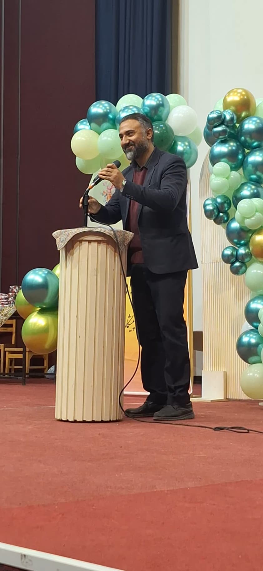 دبیرستان ابتکار